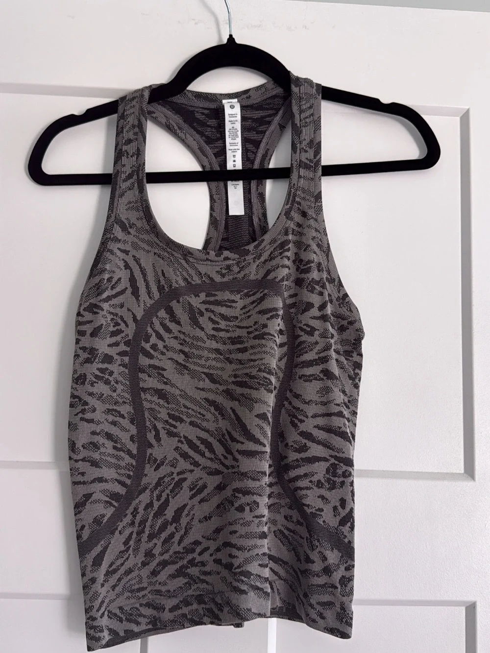 lululemon Size 4 Swiftly Tech Racerback Tank 2.0 Race/Waist Length